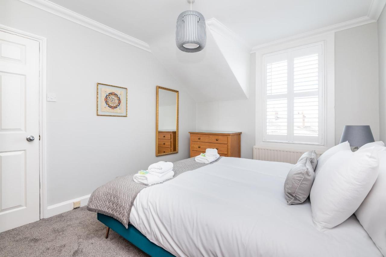 Elegant And Modern 5 Bed House I Pass The Keys Villa York Exteriör bild