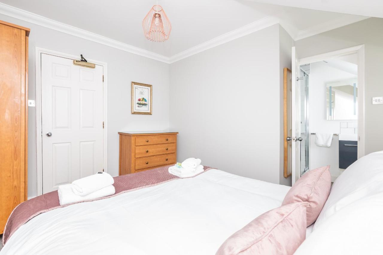 Elegant And Modern 5 Bed House I Pass The Keys Villa York Exteriör bild